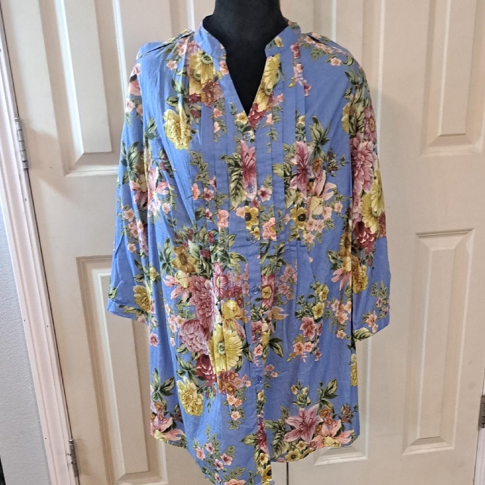 24/7 Blue Floral Tunic
